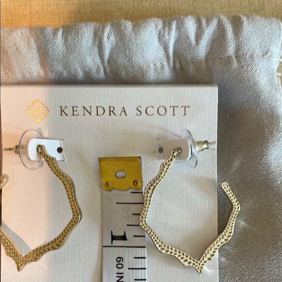 Kendra Scott Gold Hoop Earrings - Picture 4 of 4